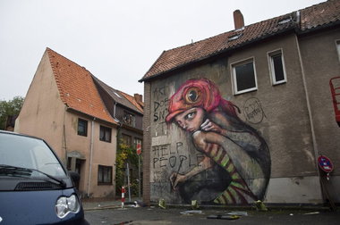 Graffiti Wall - Photo by Oldschool - HERAKUT