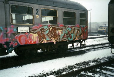 Graffiti Train - Photo by Oldschool - Razor
