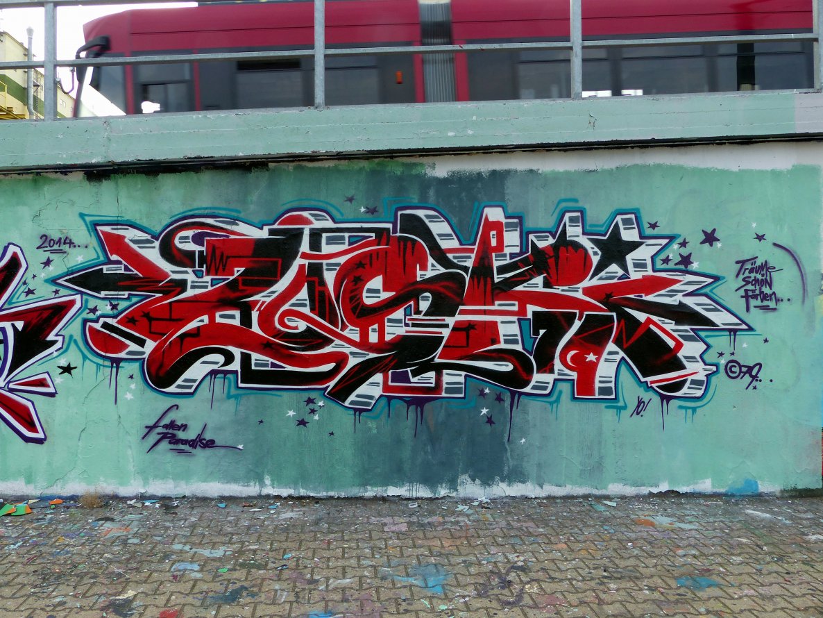 Graffiti Wall - Photo by Oldschool - Zosk79 (2014)