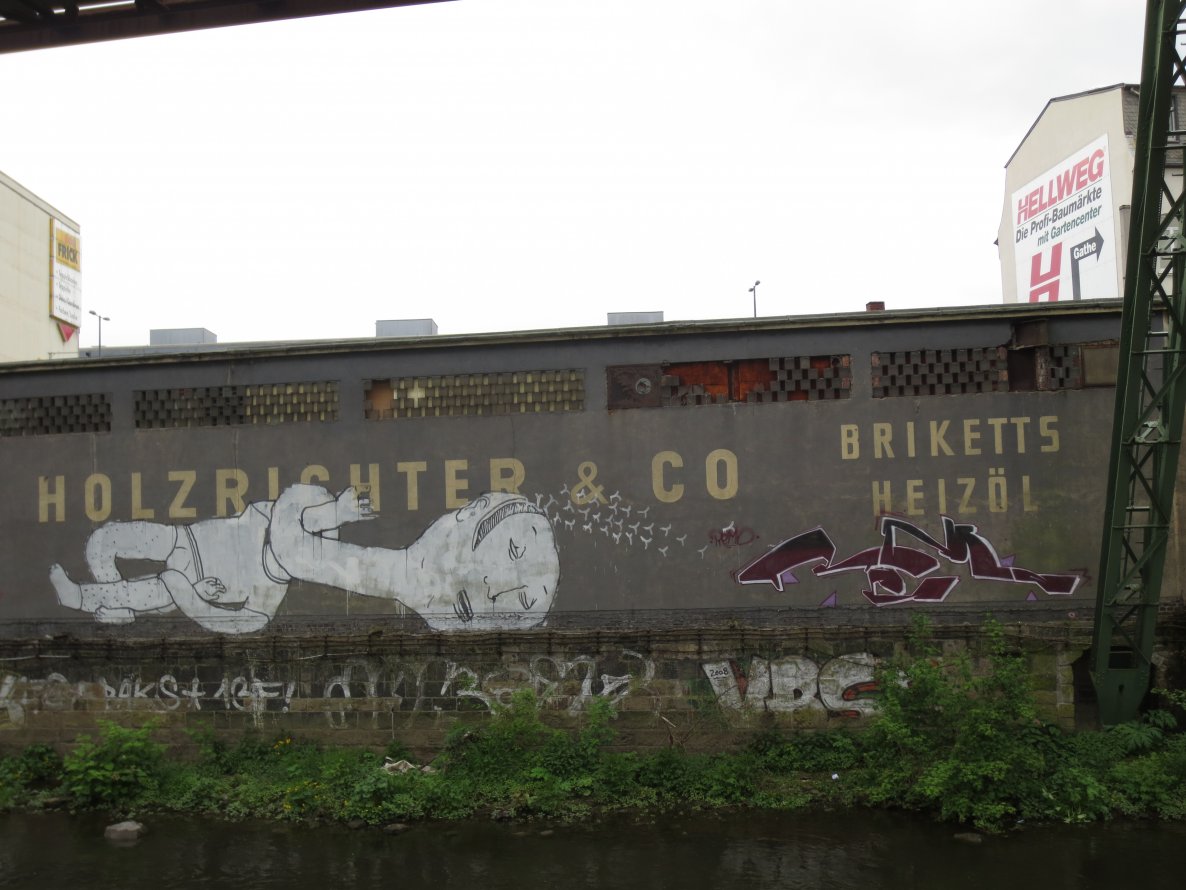 Graffiti Wall in Wuppertal - Photo by Omereno (2013)