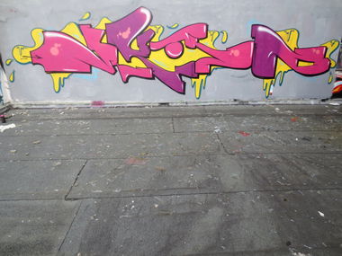 Graffiti Wall in Wuppertal - Photo by Omereno (2014)