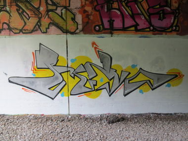 Graffiti Wall in Wuppertal - Photo by Omereno - Remo (2014)