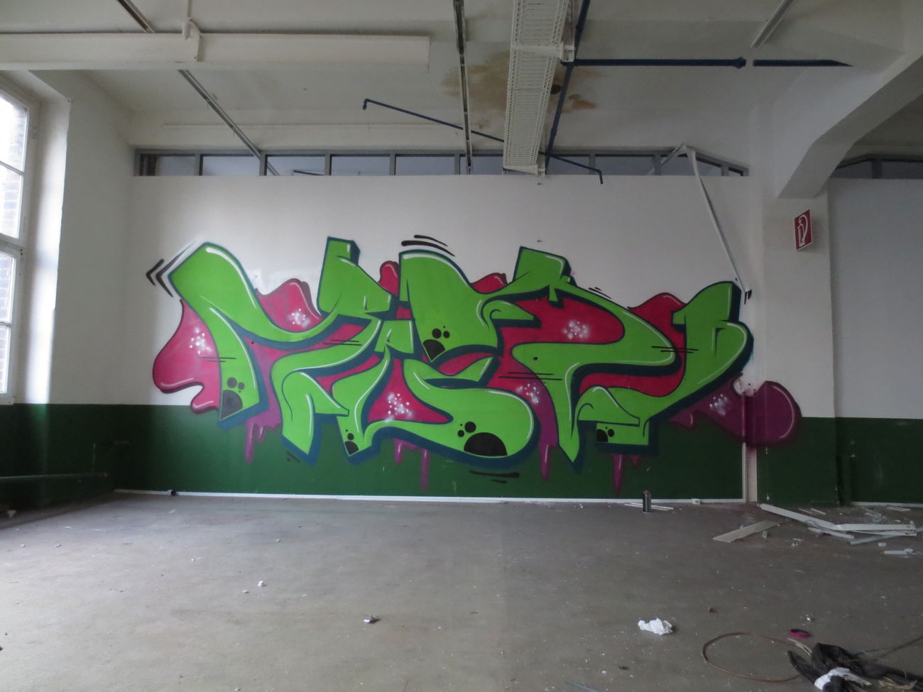 Graffiti Wall in Wuppertal - Photo by Omereno - Remo (2015)