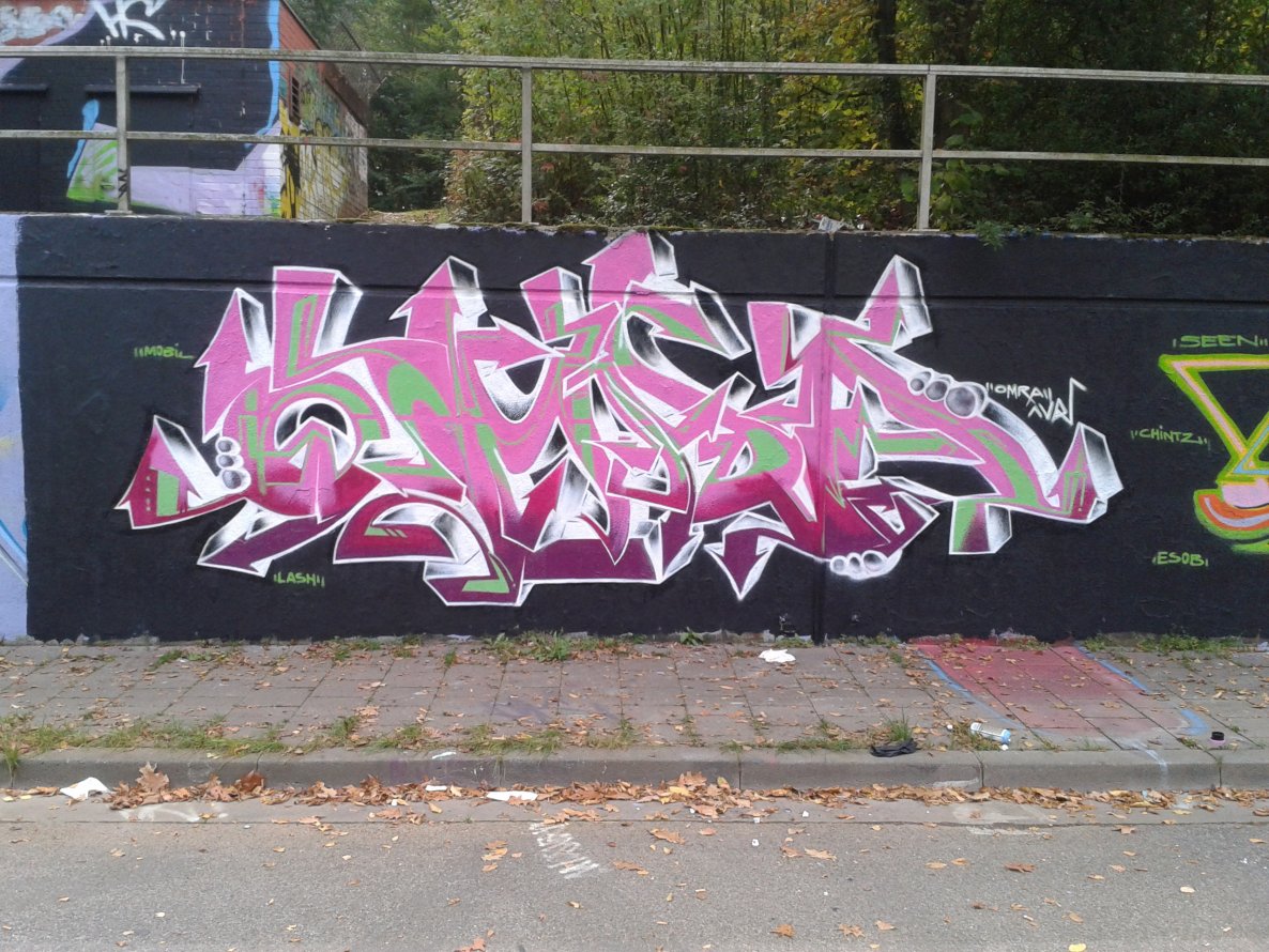 Graffiti Wall in Neuss - Photo by Omra79 - Omra