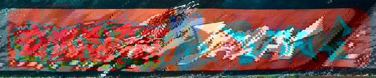 Graffiti Wall in Dusseldorf - Photo by Omra79 - Omega_Miroh_Omra (2004)