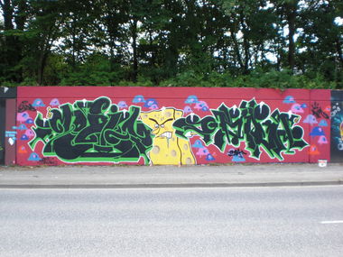 Graffiti Wall in Neuss - Photo by Omra79 - Mobil.Omra (2010)