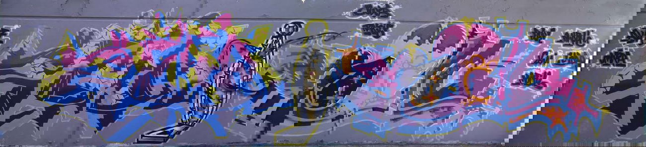 Graffiti Wall in Neuss - Photo by Omra79 - Omra.Mobil (2011)