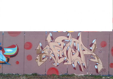 Graffiti Wall in Wuppertal - Photo by Omra79 - Omra (2013)