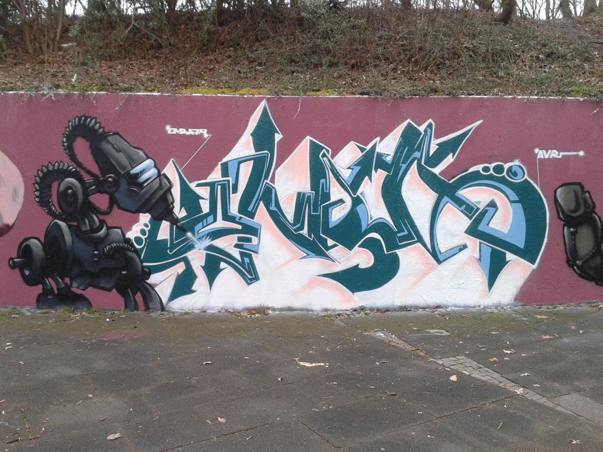 Graffiti Wall - Photo by Omra79 - FreakyFlow..Omra (2014)