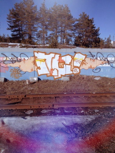 Graffiti Wall - Photo by Onas - Onas, Meno (2015)