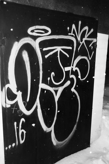 Graffiti Wall - Photo by Onas - Onas (2016)