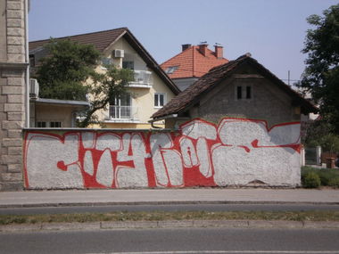 Graffiti Wall in Ljubljana - Photo by Oneleg - City, Rats
