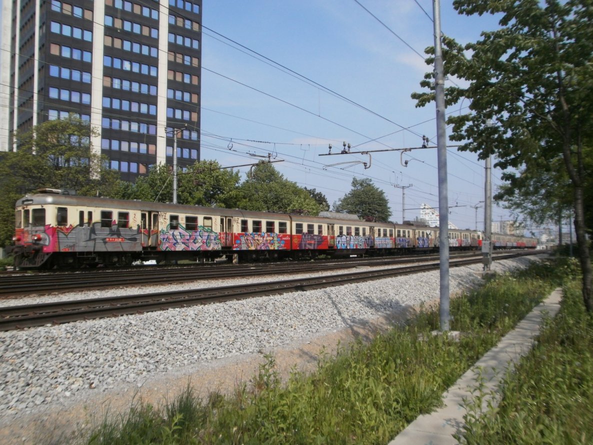 Graffiti Train - Photo by Oneleg