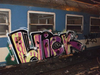 Graffiti Train in Budapest - Photo by Oneleg - Wick (2011)