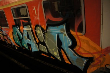Graffiti Train in Hannover - Photo by Oneleg - Pair (2012)
