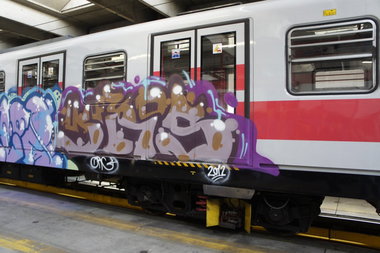 Graffiti Train - Photo by Oneleg - Yuros, ORC (2012)