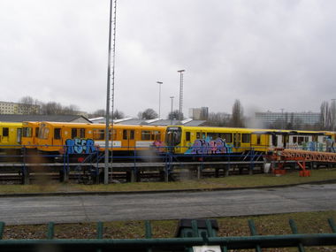 Graffiti Train in Berlin - Photo by Oneleg - Mser, Points, HNG (2009)