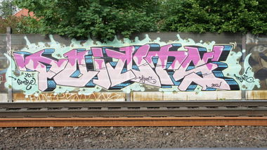 Graffiti Wall in Hannover - Photo by Oneleg - Points, HNG (2012)