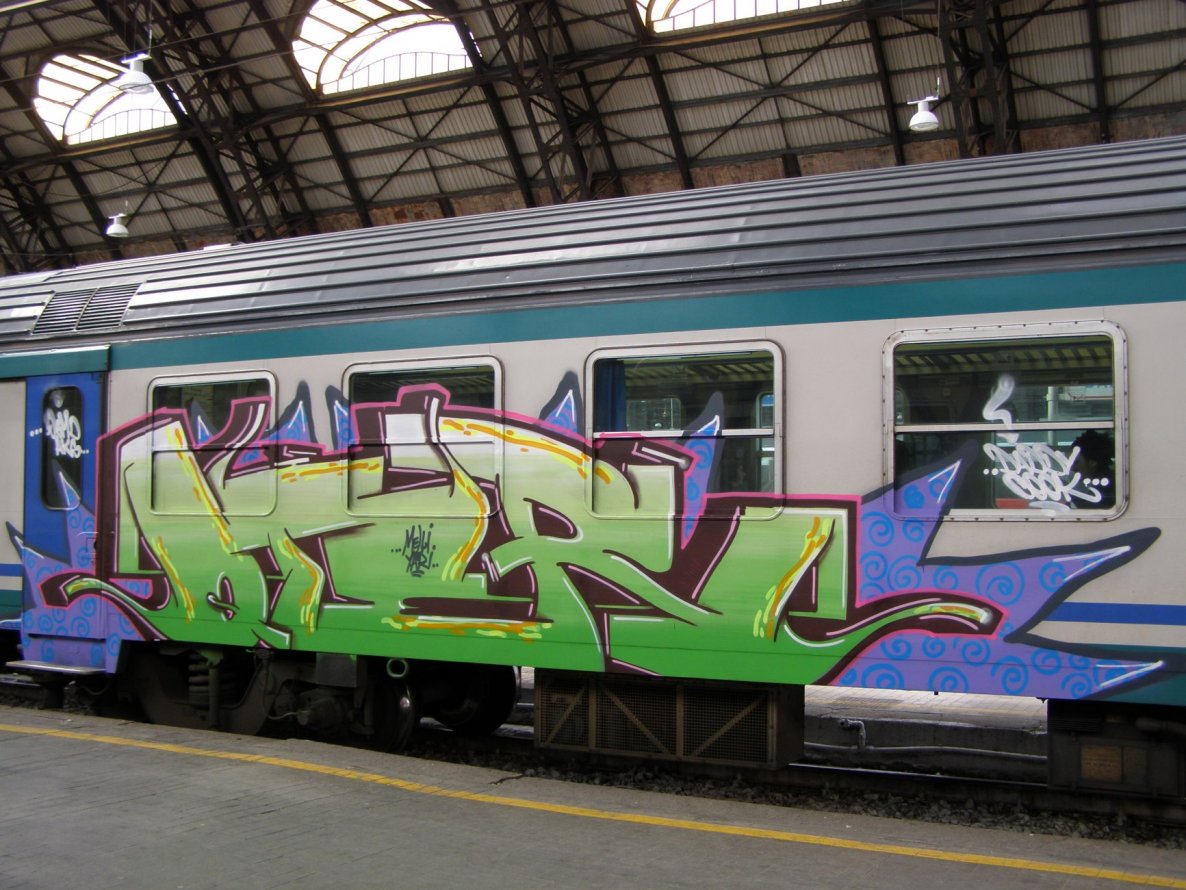 Graffiti Train in Milano - Photo by Oneleg - Qter (2009)