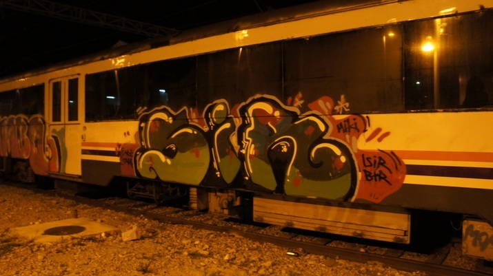 Graffiti Train in Barcelona - Photo by Oneleg - Sir (2012)