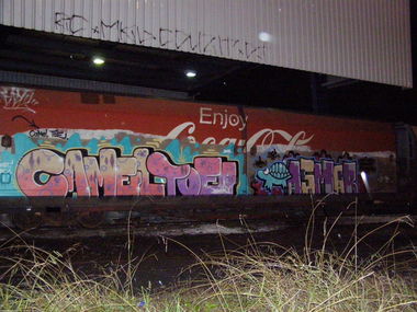 Graffiti Train in Auckland - Photo by Oneleg - Points, HNG, Asmar (2008)