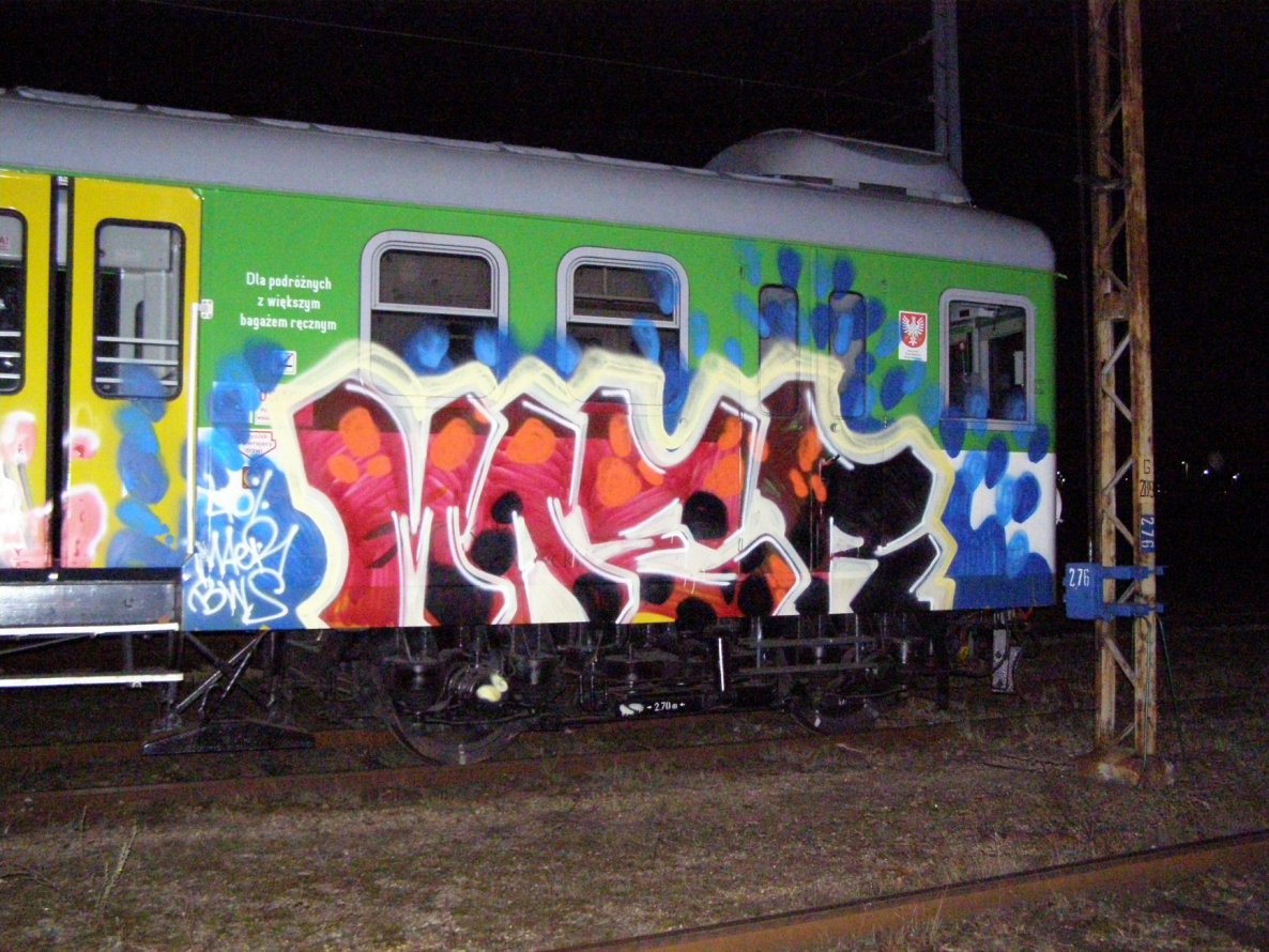 Graffiti Train in Warsaw - Photo by Oneleg - Maer, BWS (2008)