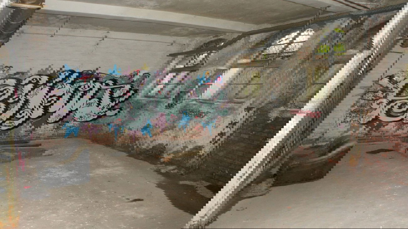 Graffiti Wall in Hannover - Photo by Oneleg - Points, HNG (2012)