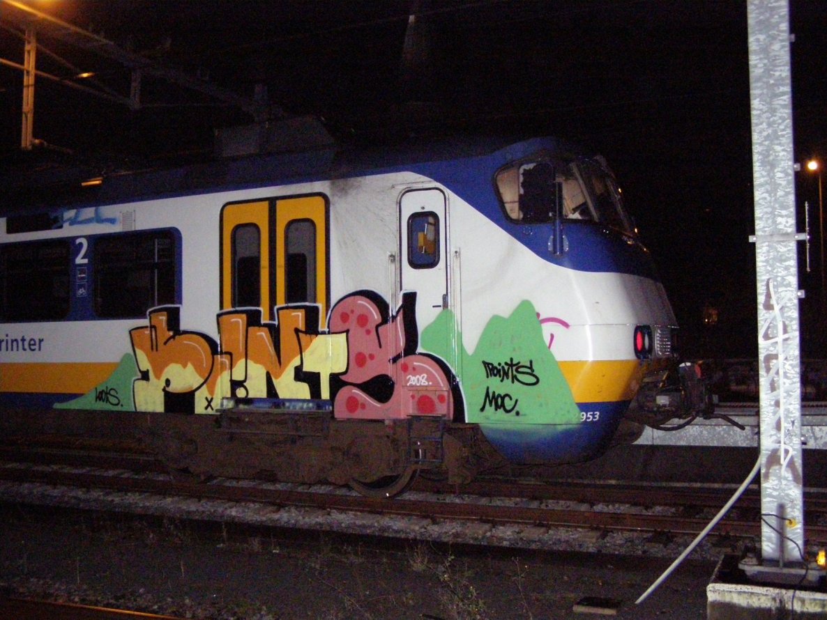 Graffiti Train in Amsterdam - Photo by Oneleg - Points, HNG (2008)