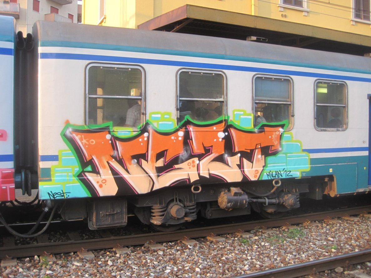 Graffiti Train in Milano - Photo by Oneleg - Nezt (2012)
