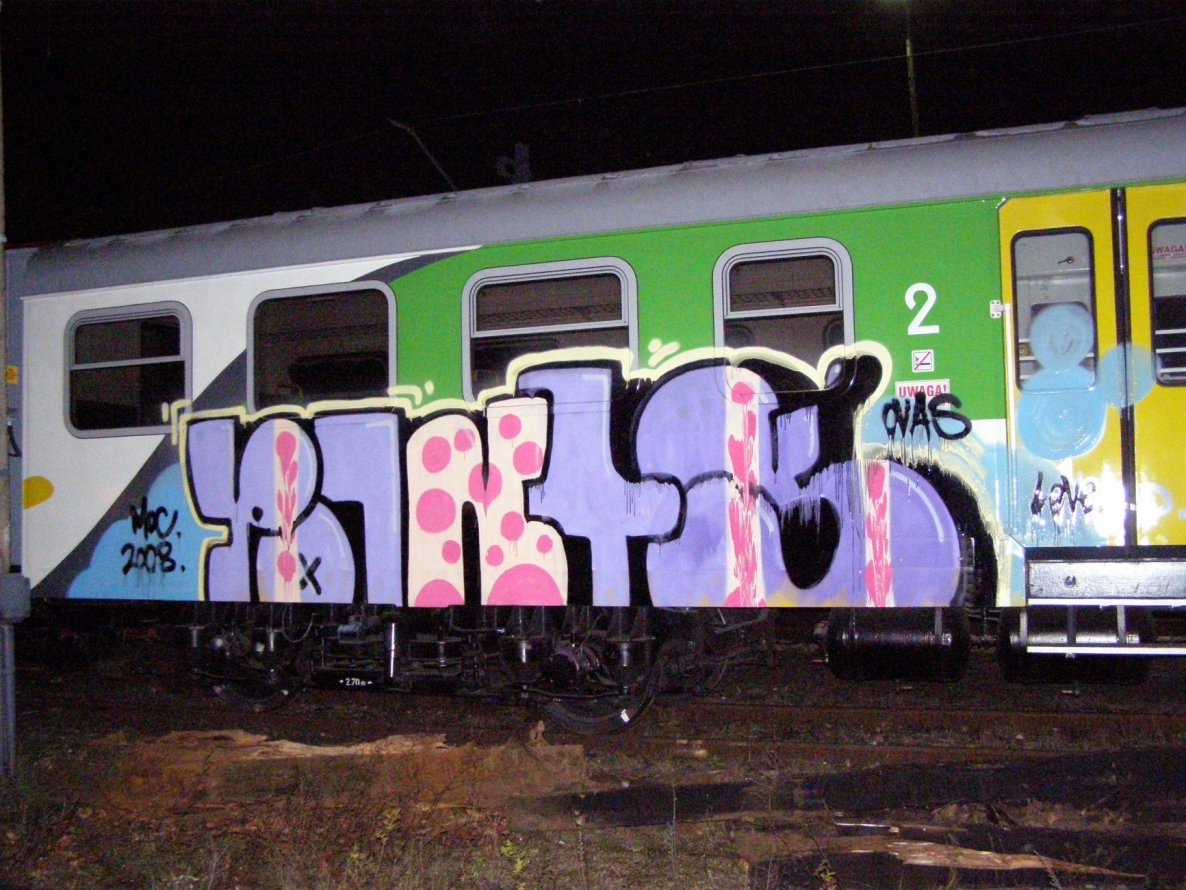 Graffiti Train in Warsaw - Photo by Oneleg - Points (2008)