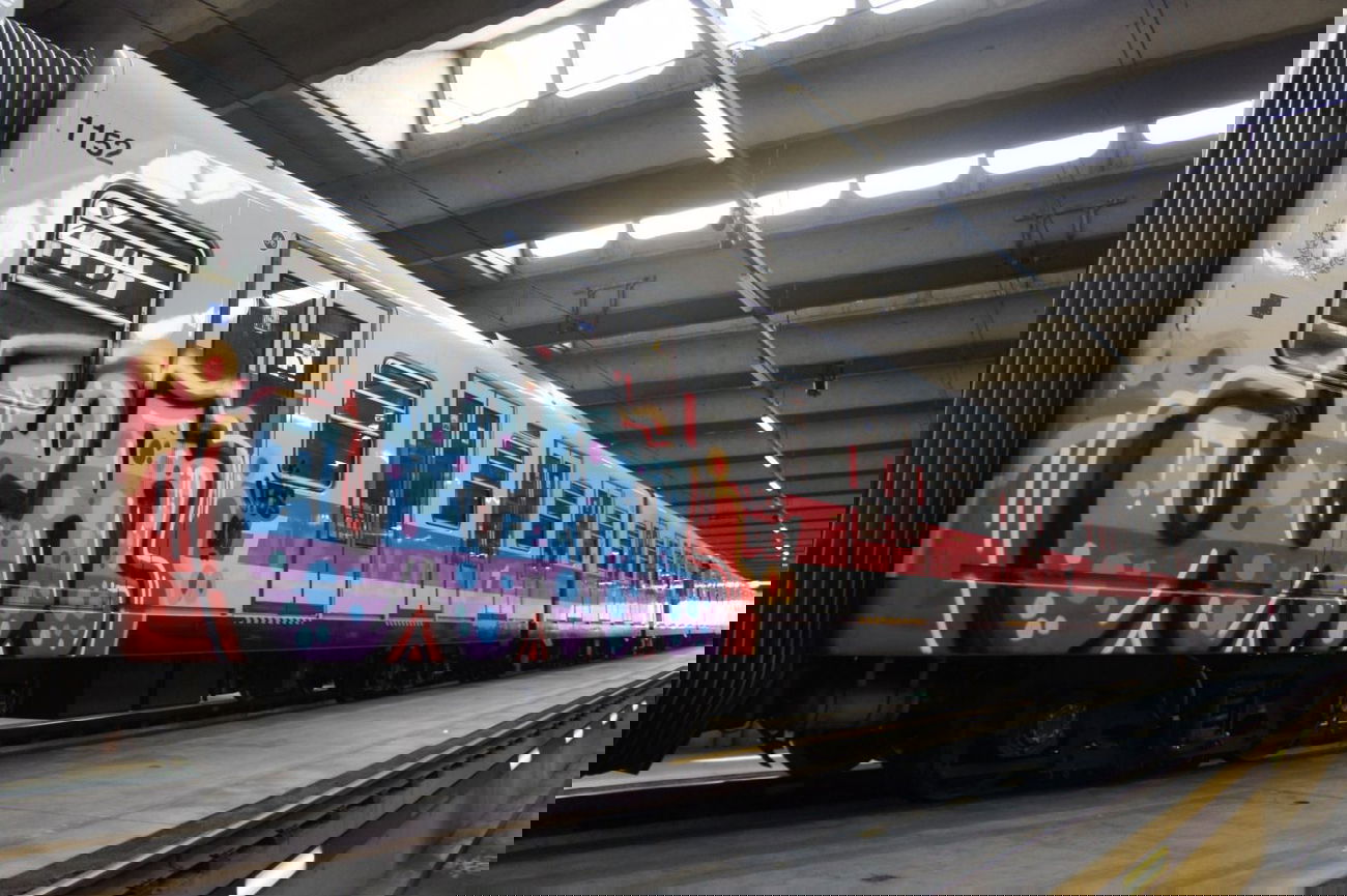 Graffiti Train in Milano - Photo by Oneleg - Jean, UFOS (2012)