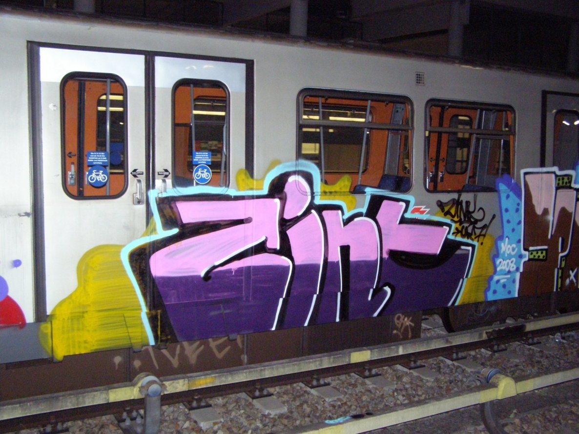 Graffiti Train in Vienna - Photo by Oneleg - Zink, UK7 (2008)