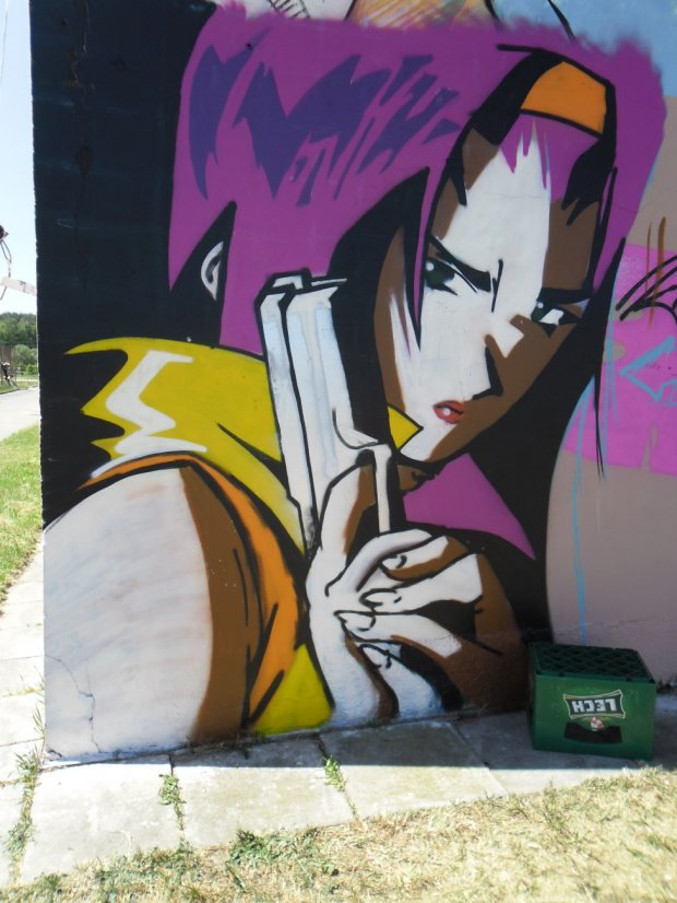 Graffiti Wall - Photo by OnemancreW - mitsu, char (2012)