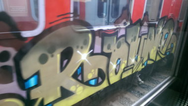 Graffiti Train - Photo by OnkelPaula - round