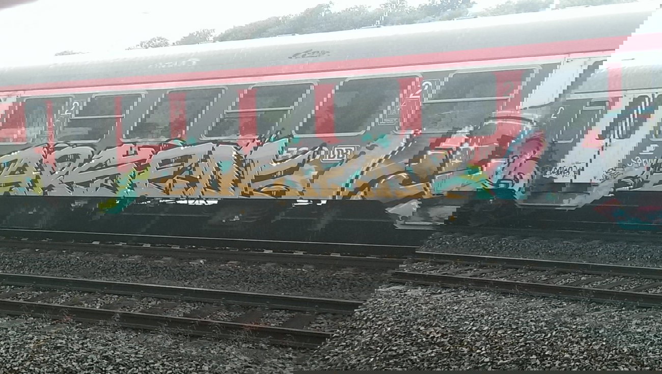 Graffiti Train - Photo by OnkelPaula - arsen