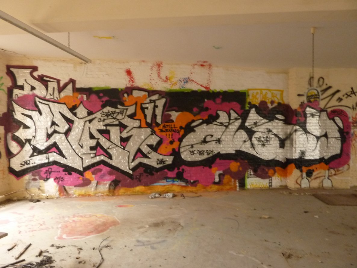 Graffiti Wall in Halle - Photo by Oollddeeee - star77, oldy, esf