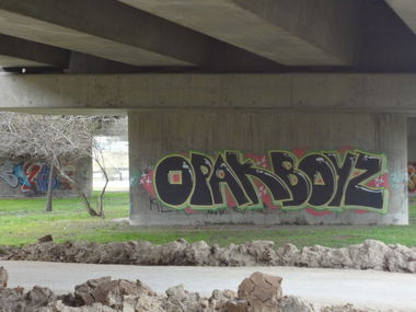 Graffiti Bombing in Turkey - Photo by Opakboy - OPAKBOYZ