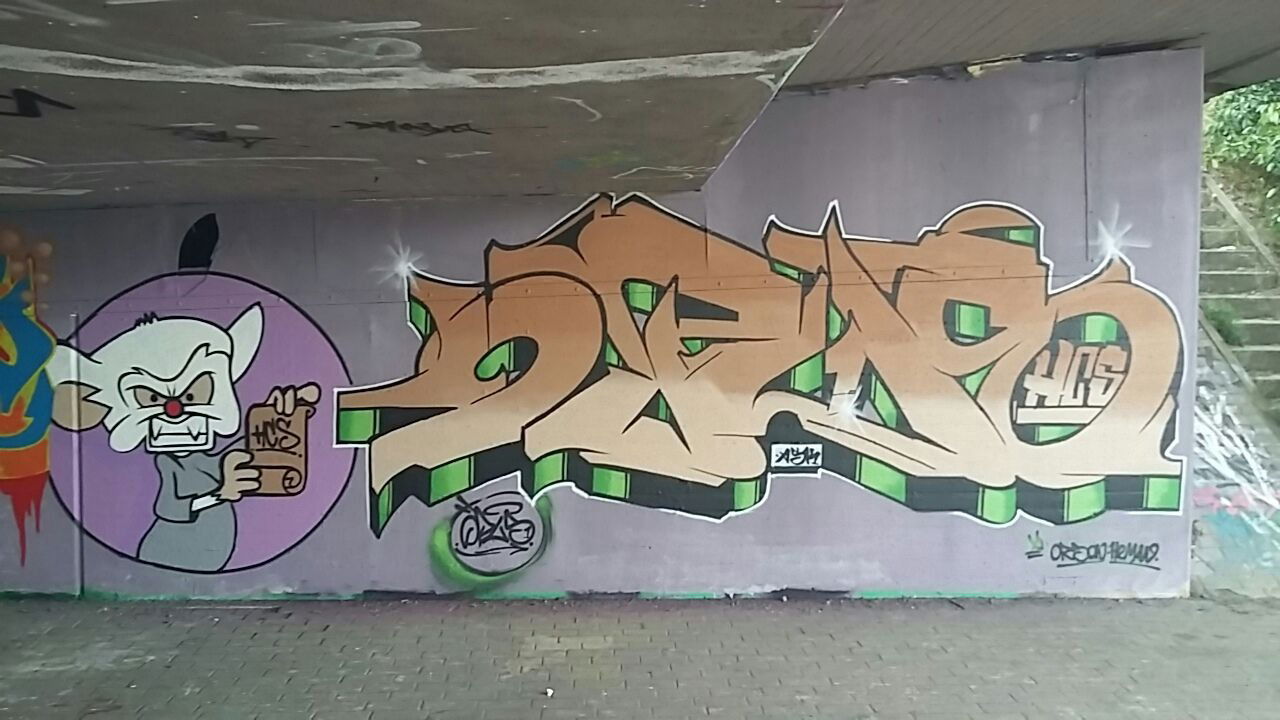 Graffiti Wall - Photo by Opus94