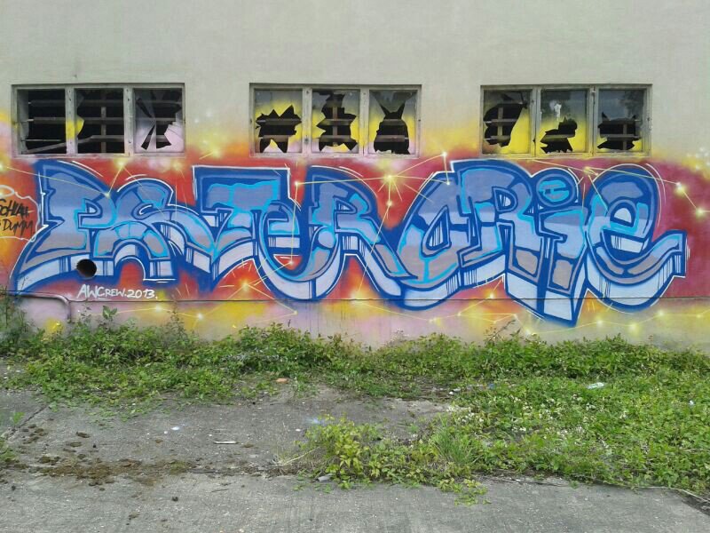 Graffiti Wall - Photo by Orie_one - poster, orie