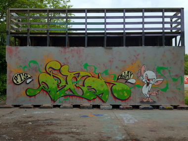 Graffiti Wall - Photo by Orson - Orson (2016)