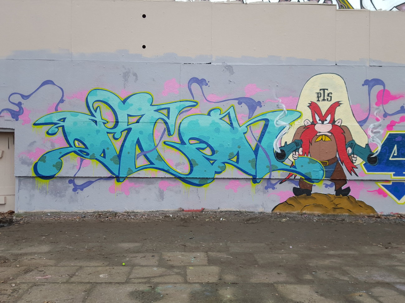Graffiti Wall - Photo by Orson (2015)