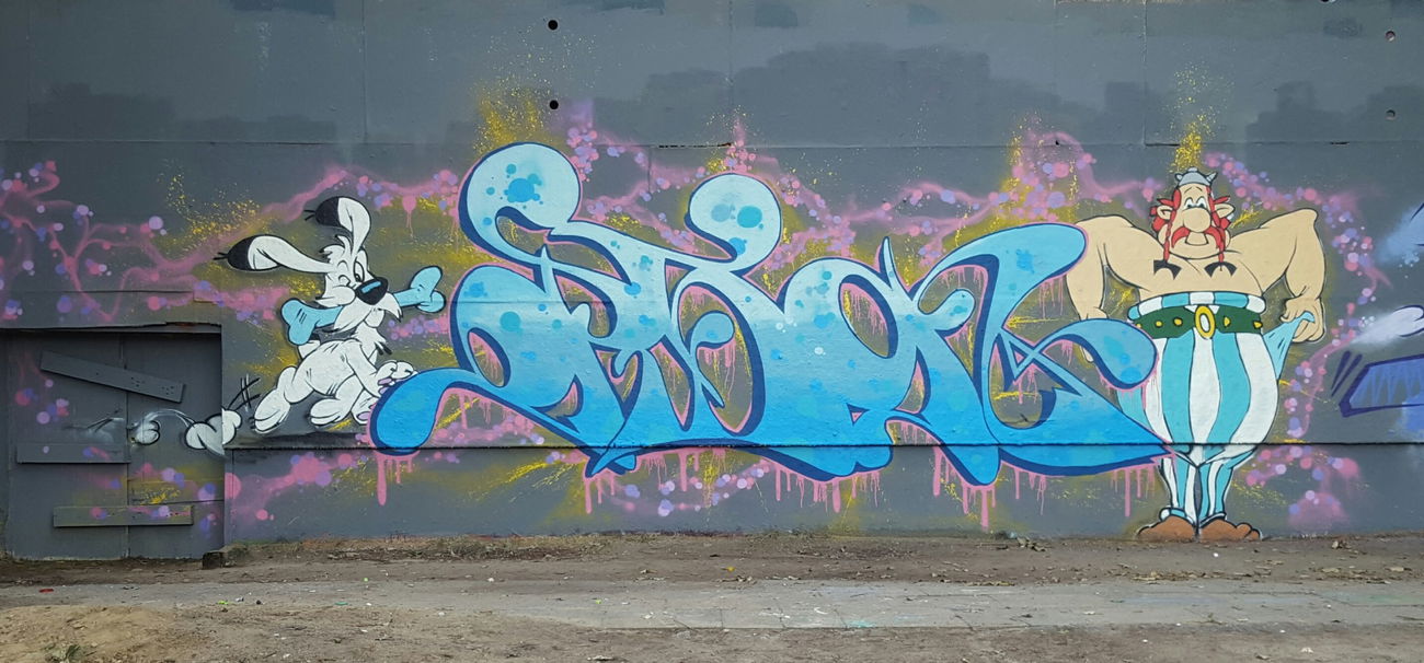 Graffiti Wall - Photo by Orson - Orson (2016)