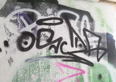 Graffiti Wall - Photo by Osda