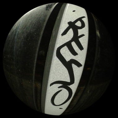 Graffiti Artwork - Photo by Oser