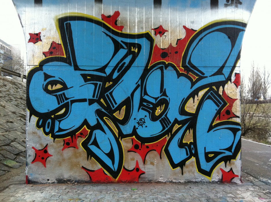 Graffiti Wall in Wien - Photo by Ozoe87