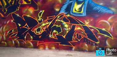 Graffiti Wall - Photo by PABLOW - PABLOW