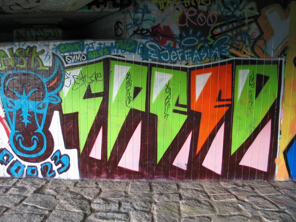 Graffiti Wall in Dresden - Photo by PAINTCLUB - SPEED (2003)