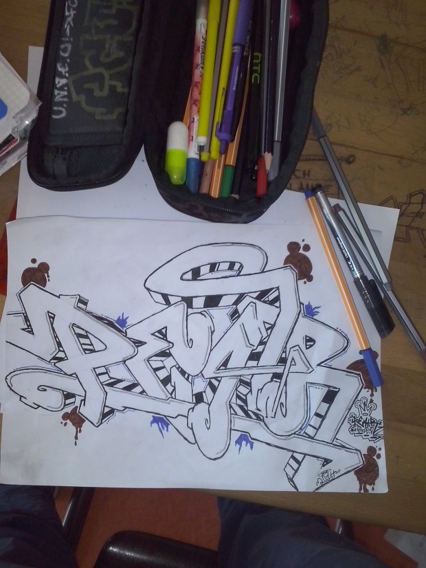 Graffiti Sketch - Photo by PEHR