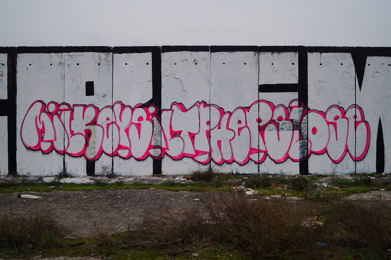 Graffiti Wall - Photo by PHEPS - MILK, KEYS, SILT (2018)