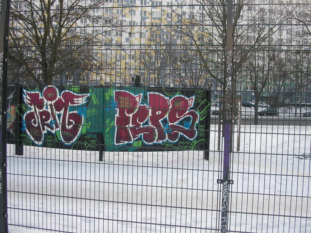 Graffiti Wall - Photo by PHEPS - SRIZ, FEPS (2010)
